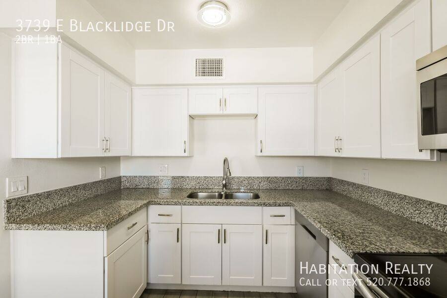House for rent at 3739 E Blacklidge Dr, Tucson, AZ 85716