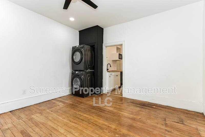 House for rent at 226 Greenwich Ave, Paulsboro, NJ 08066