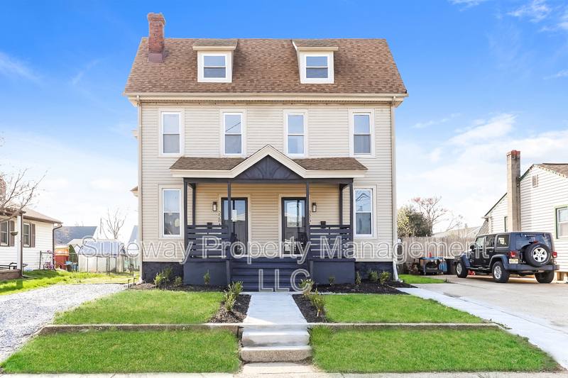 House for rent at 226 Greenwich Ave, Paulsboro, NJ 08066