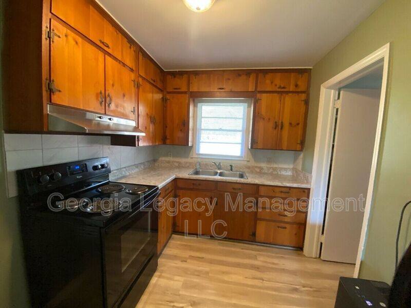 House for rent at 8362 Old US-Highway 441, Nicholson, GA 30565