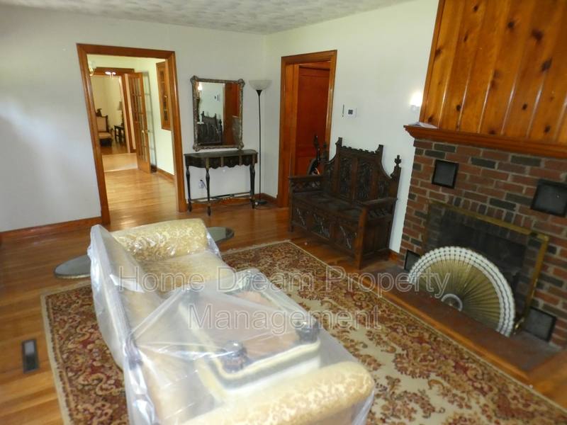 House for rent at 9517 Brock Rd, Spotsylvania, VA 22553