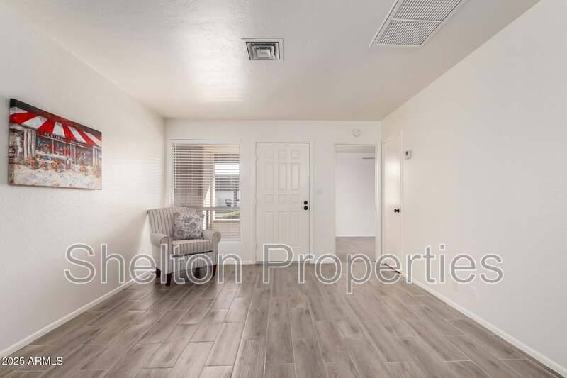 Townhouse for rent at 8131 N 107th Ave #82, Peoria, AZ 85345