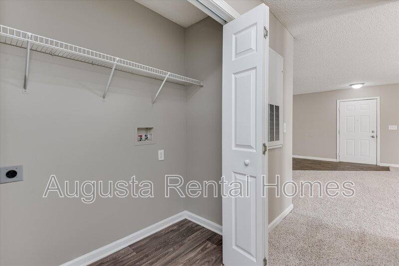 Apartment for rent at 320 Peachtree St #21, Edgefield, SC 29824
