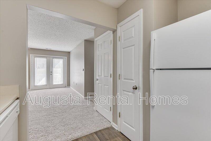 Apartment for rent at 320 Peachtree St #21, Edgefield, SC 29824