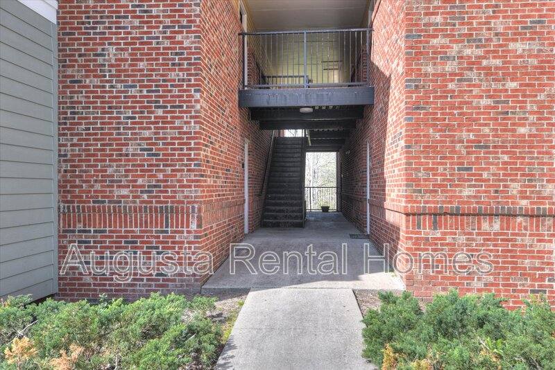 Apartment for rent at 320 Peachtree St #21, Edgefield, SC 29824
