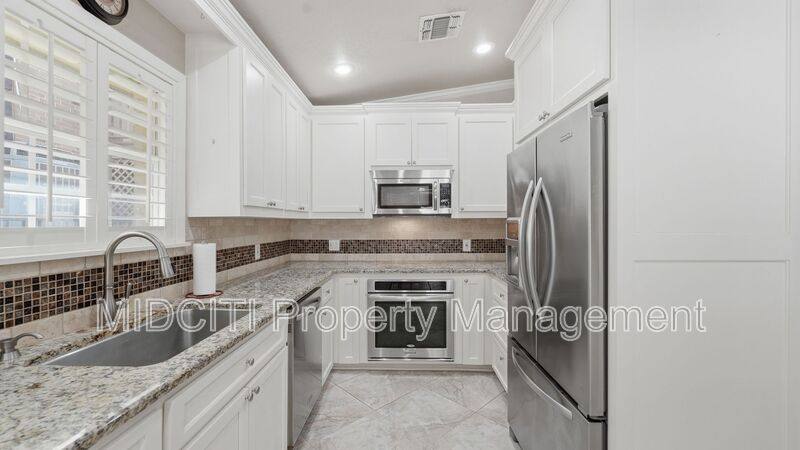 House for rent at 156 Trelawney St, McQueeney, TX 78123