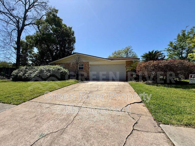 House for rent at 2 Fairway Rd, Jacksonville Beach, FL 32250