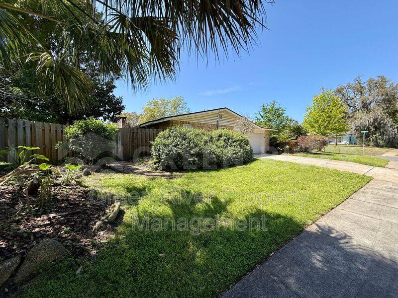 House for rent at 2 Fairway Rd, Jacksonville Beach, FL 32250