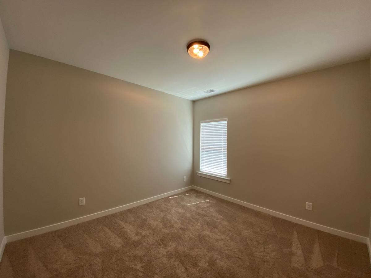 House for rent at 50 County Rd, Thorsby, AL 35171