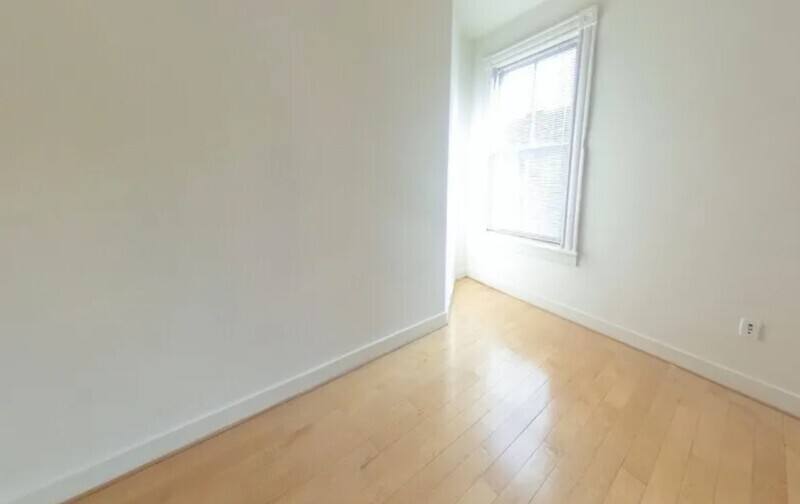 Apartment for rent at 824 W Broad St #2B, Richmond, VA 23220