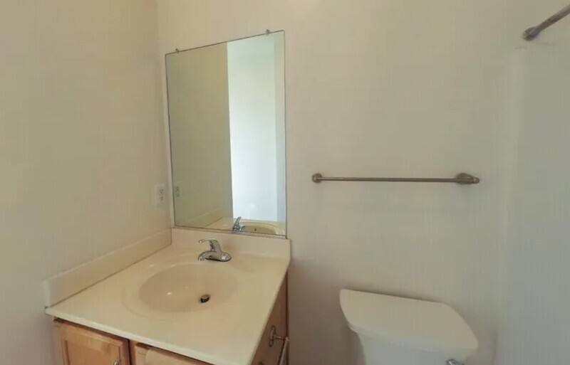 Apartment for rent at 824 W Broad St #2B, Richmond, VA 23220