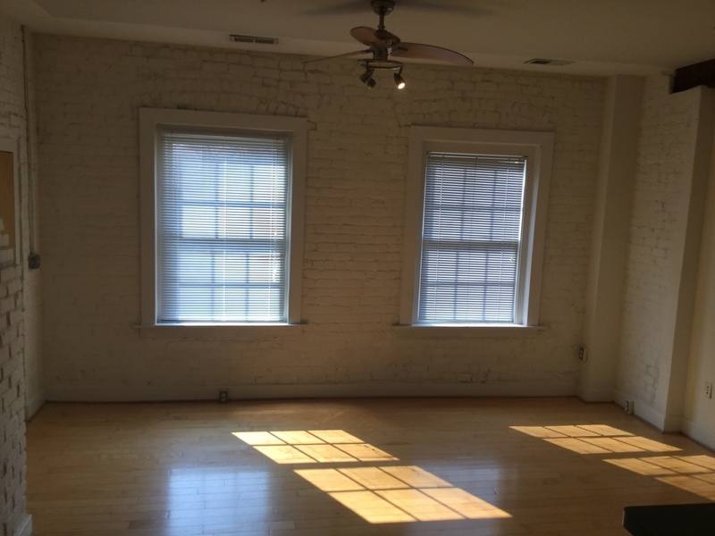 Apartment for rent at 301 Goshen St #2F, Richmond, VA 23220