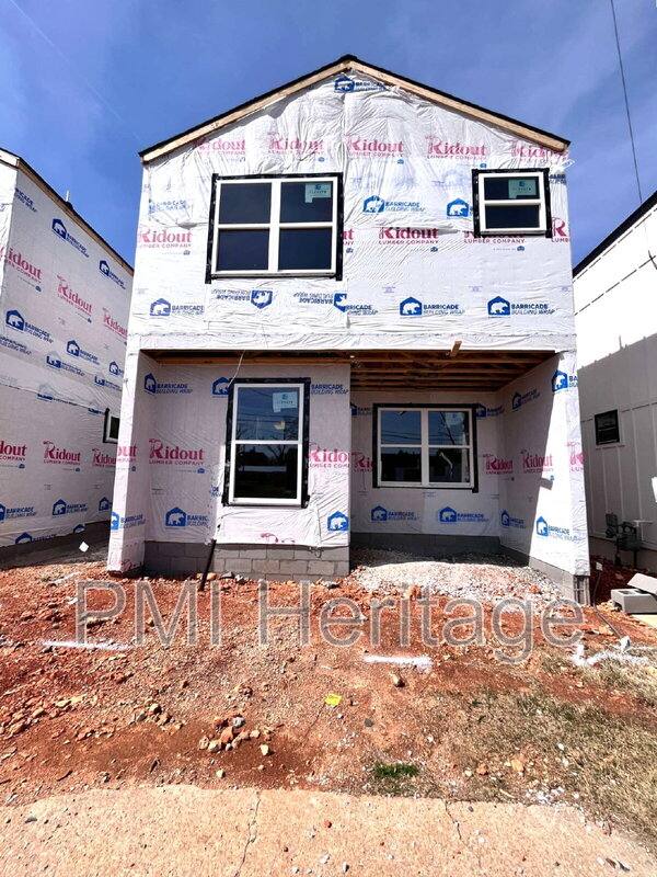 House for rent at 604 N 6th St, Rogers, AR 72756