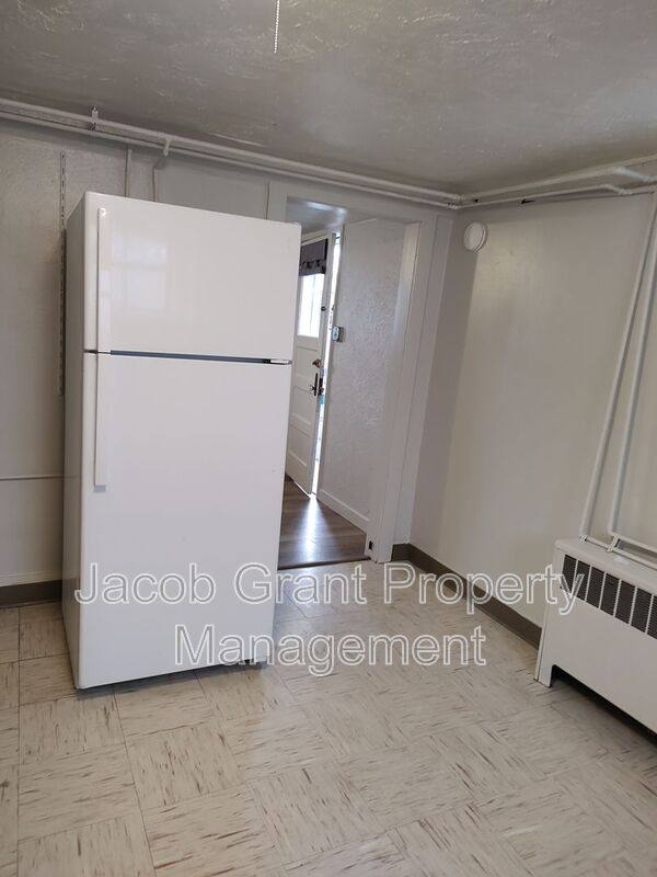 House for rent at 1042 S 4th #B, Pocatello, ID 83204