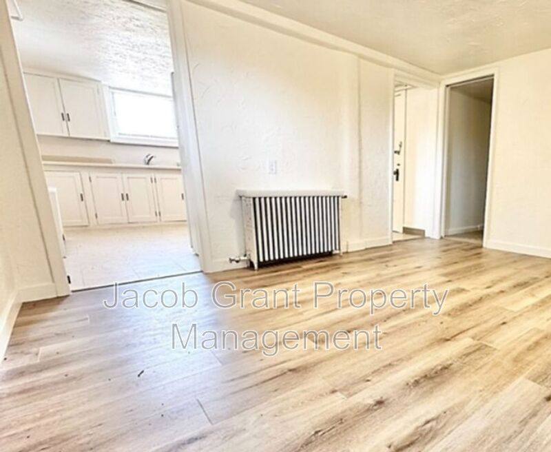 House for rent at 1042 S 4th #B, Pocatello, ID 83204