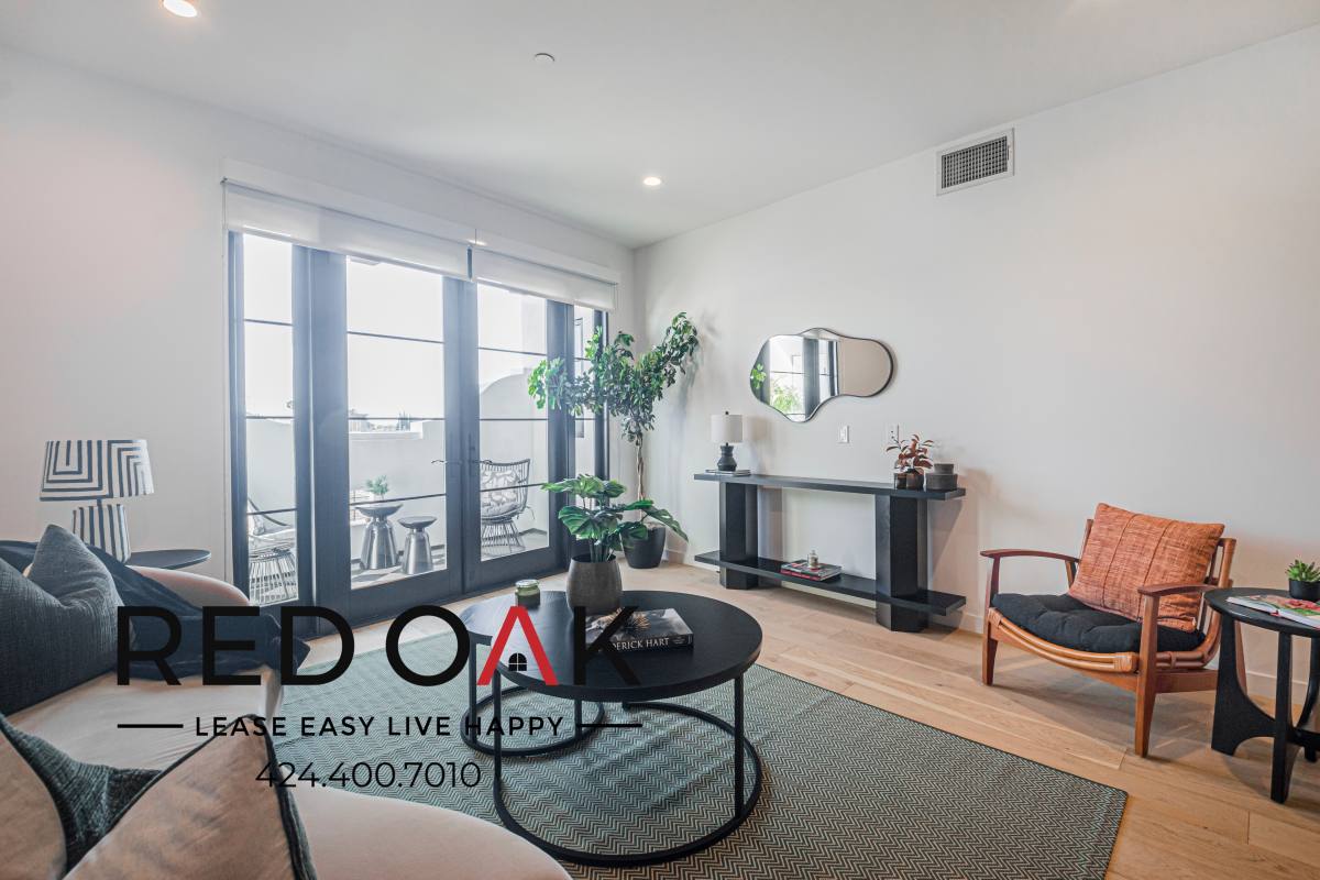 Condo for rent at 1333 S Orange Grove Ave #105, Los Angeles, CA 90019