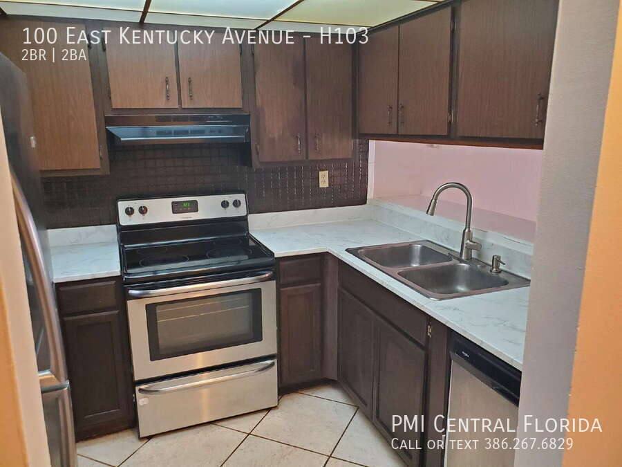 Condo for rent at 100 E Kentucky Ave #H103, Deland, FL 32724