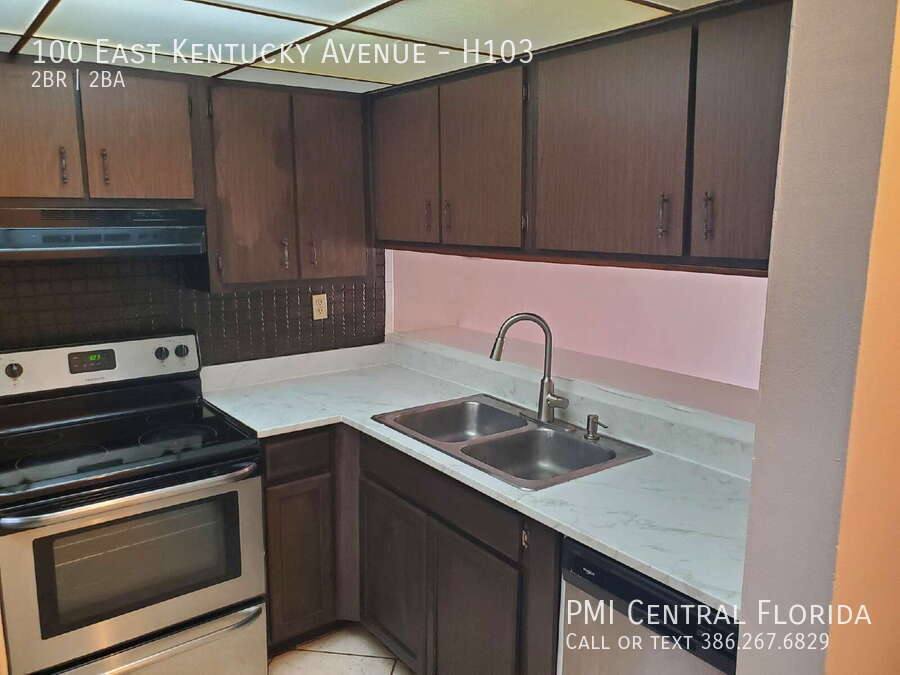 Condo for rent at 100 E Kentucky Ave #H103, Deland, FL 32724