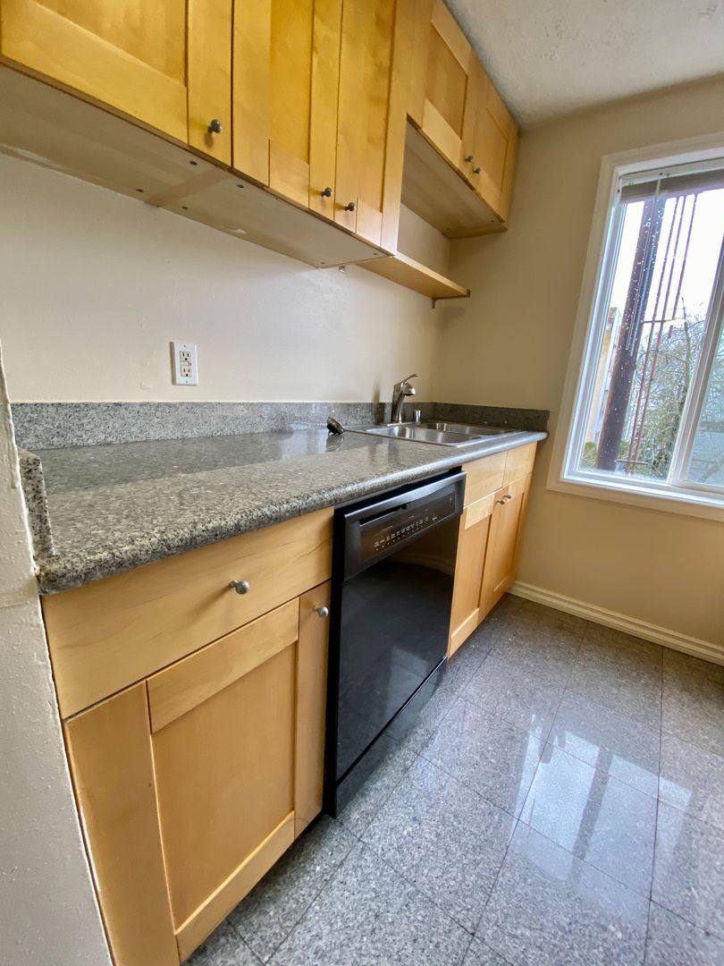 Apartment for rent at 1703 E Union St, Seattle, WA 98122