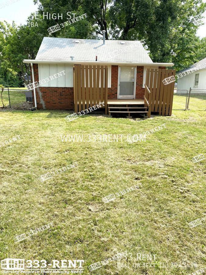 House for rent at 708 SE High St, Greenwood, MO 64034