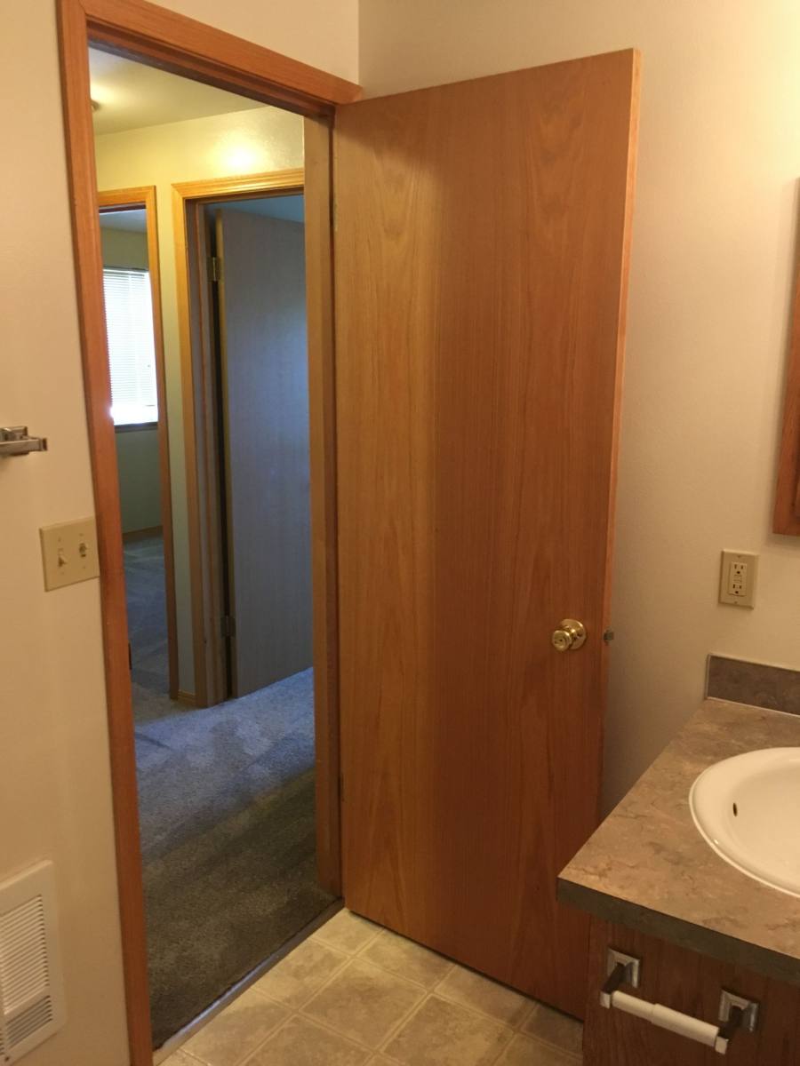 Apartment for rent at 209 E 14th Ave, Ellensburg, WA 98926