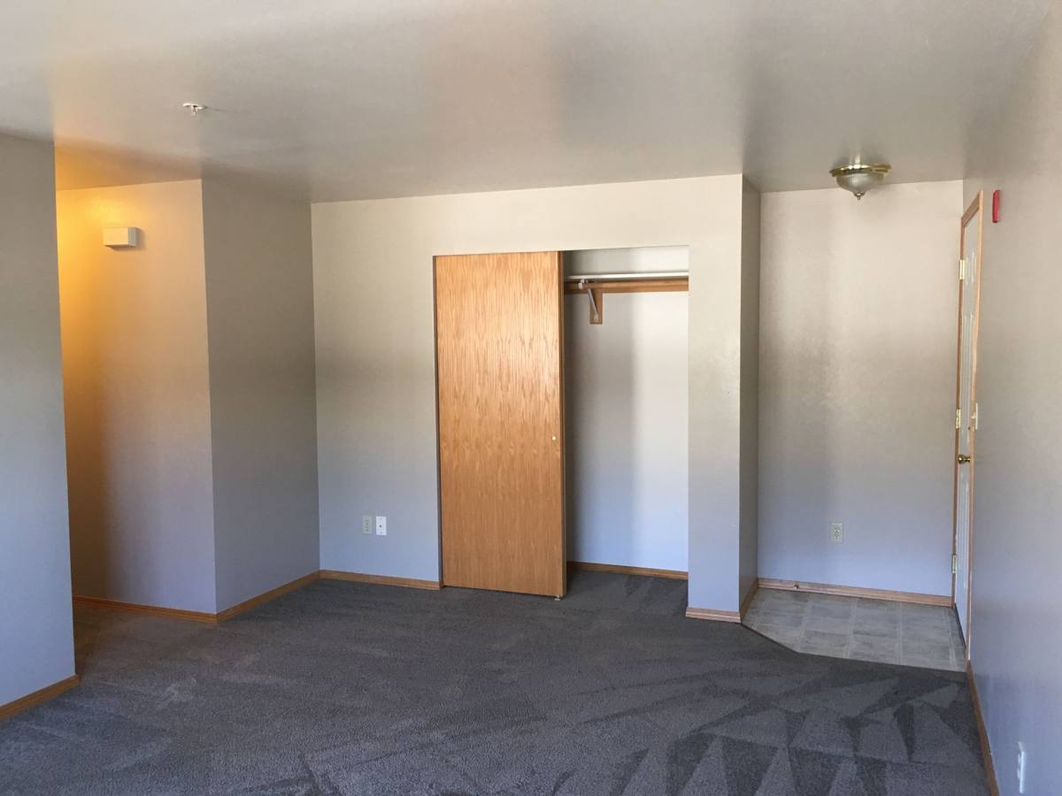 Apartment for rent at 209 E 14th Ave, Ellensburg, WA 98926