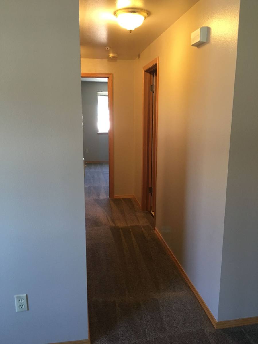 Apartment for rent at 209 E 14th Ave, Ellensburg, WA 98926