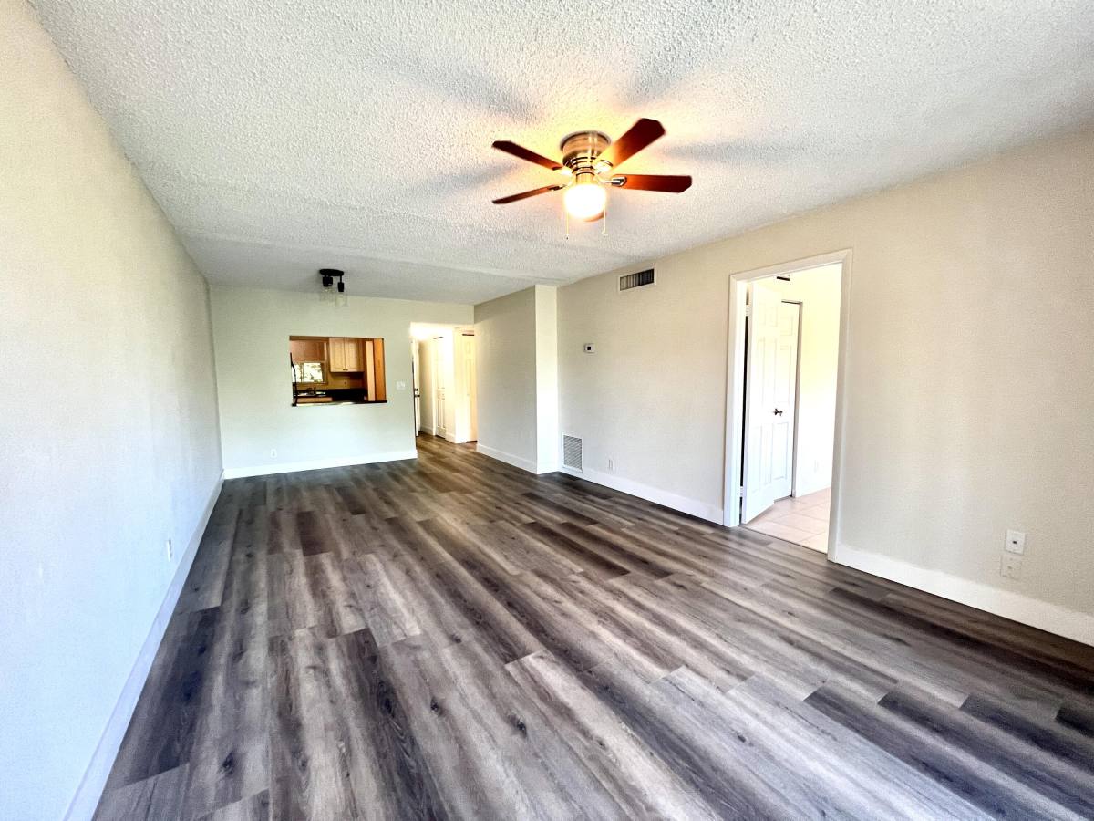 Condo for rent at 120 Sparrow Dr #302, West Palm Beach, FL 33411