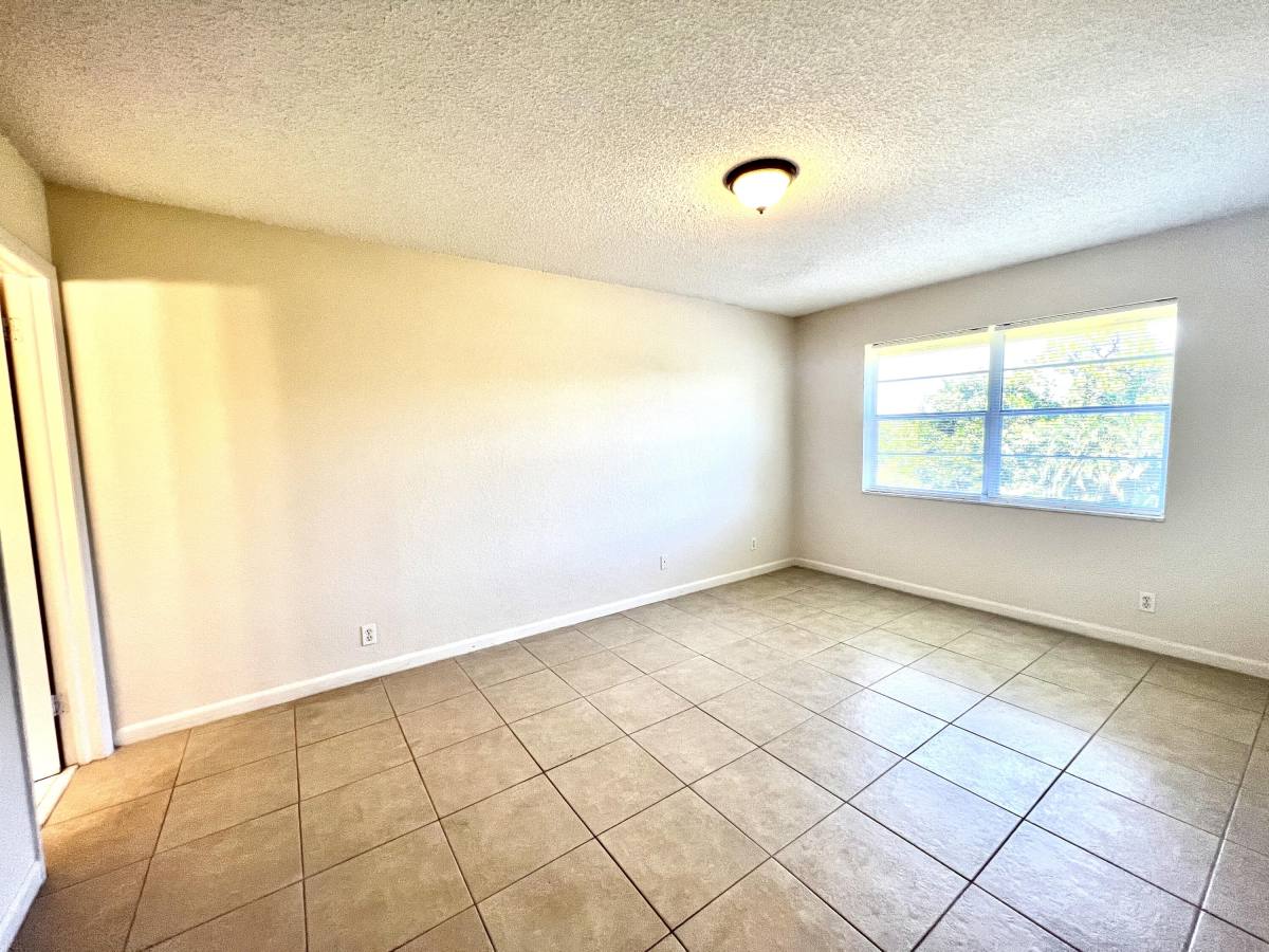 Condo for rent at 120 Sparrow Dr #302, West Palm Beach, FL 33411