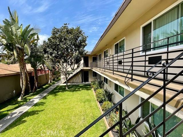 Apartment for rent at 12425 Harris Ave, Lynwood, CA 90262
