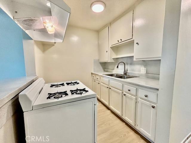 Apartment for rent at 12425 Harris Ave, Lynwood, CA 90262