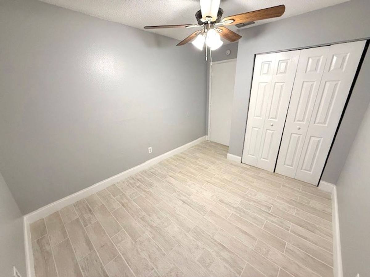 Apartment for rent at 5228 Cherry Ave, Seffner, FL 33584