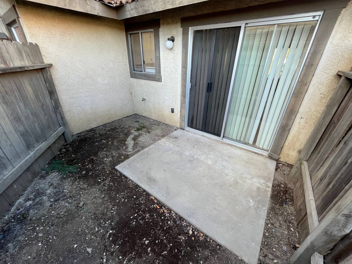 Apartment for rent at 616 Summerwood Lane, Lompoc, CA 93436