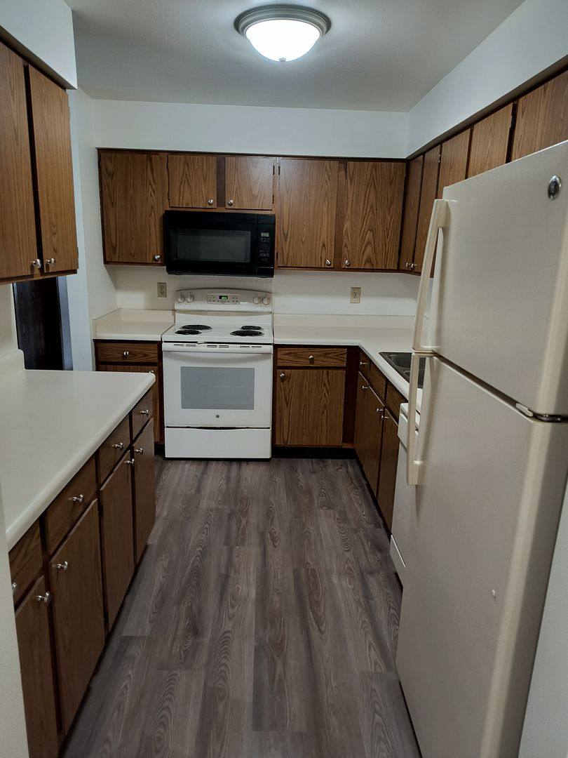Apartment for rent at 40 Prairie Rd, Fond Du Lac, WI 54935