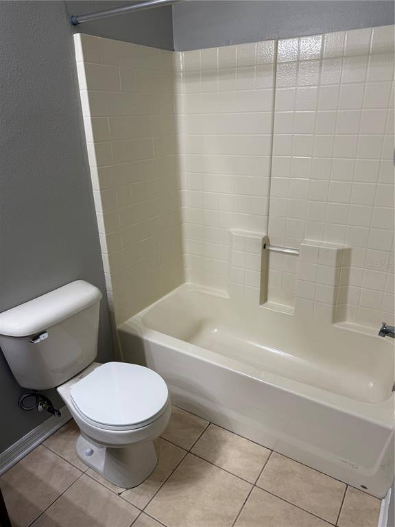 Apartment for rent at 15776 Fishhawk Falls Dr, Lithia, FL 33547