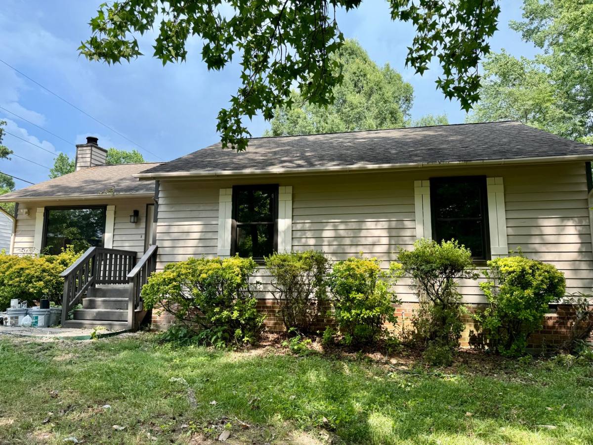 House for rent at 2705 Lawland Dr, Henrico, VA 23294