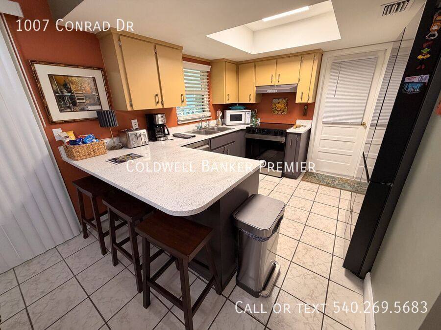 House for rent at 1007 Conrad Dr, New Smyrna Beach, FL 32168