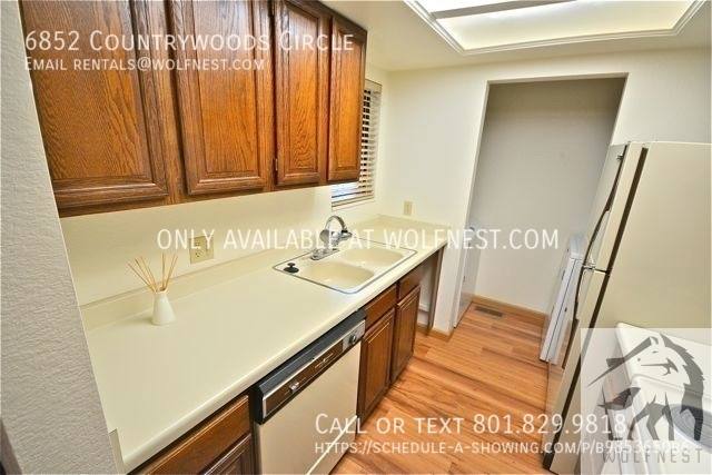 Condo for rent at 6852 S Countrywoods Circle #5A, Midvale, UT 84047