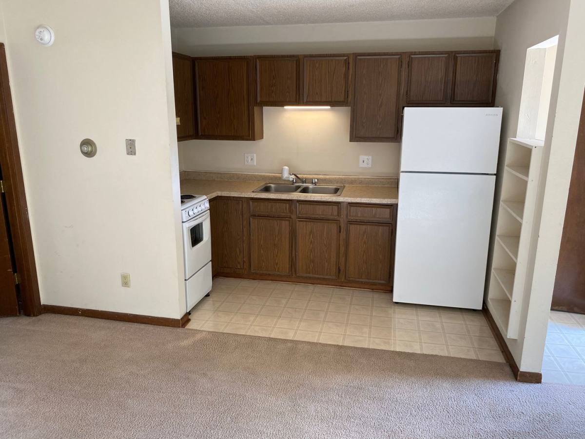 Apartment for rent at 203 River St, Iowa City, IA 52246