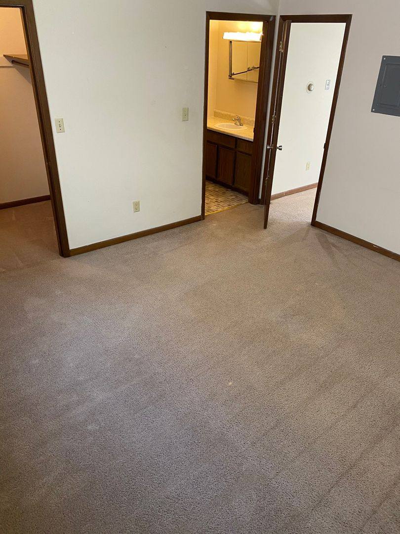 Apartment for rent at 203 River St, Iowa City, IA 52246