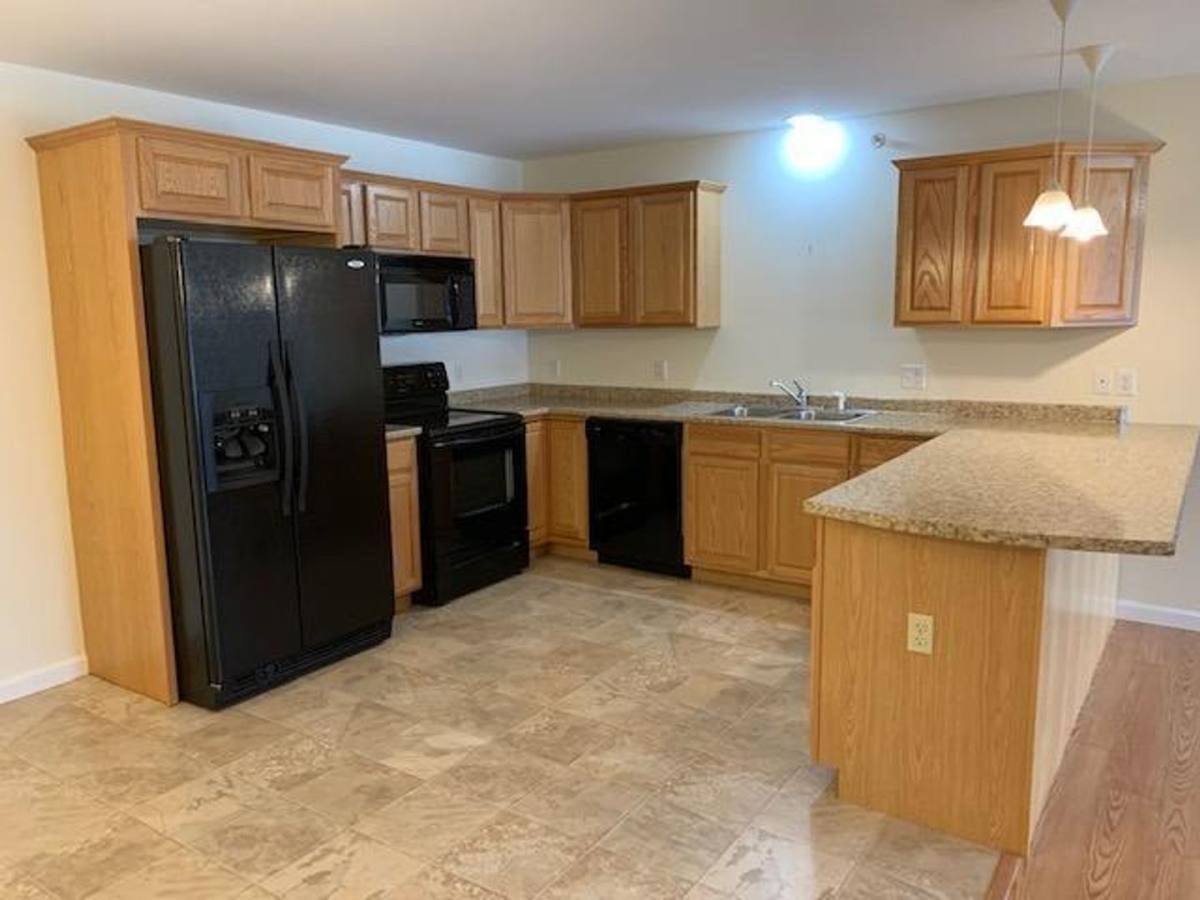 Apartment for rent at 4 Commonwealth Lane, Augusta, ME 04330