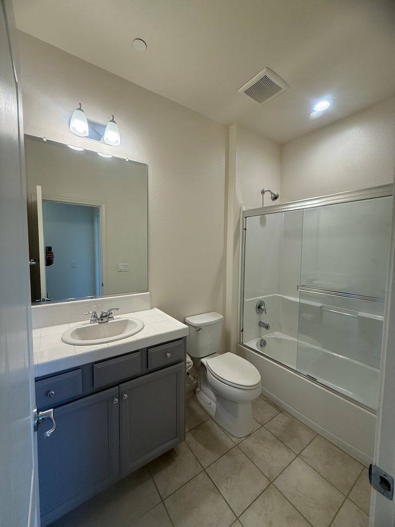 House for rent at 737 Betten St, Los Banos, CA 93635