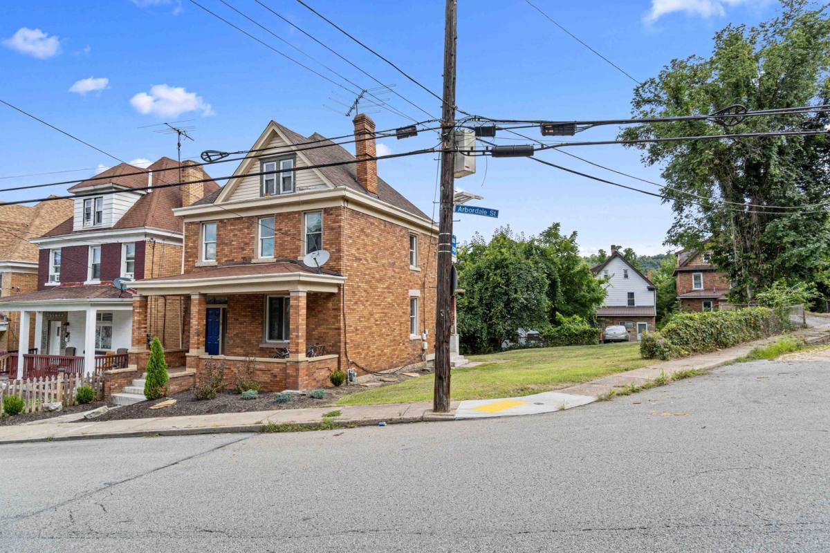 House for rent at 400 W Prospect Ave, Pittsburgh, PA 15205