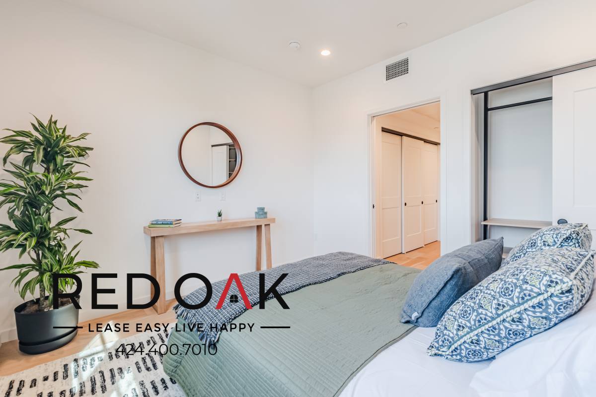 Condo for rent at 1333 S Orange Grove Ave #111, Los Angeles, CA 90019
