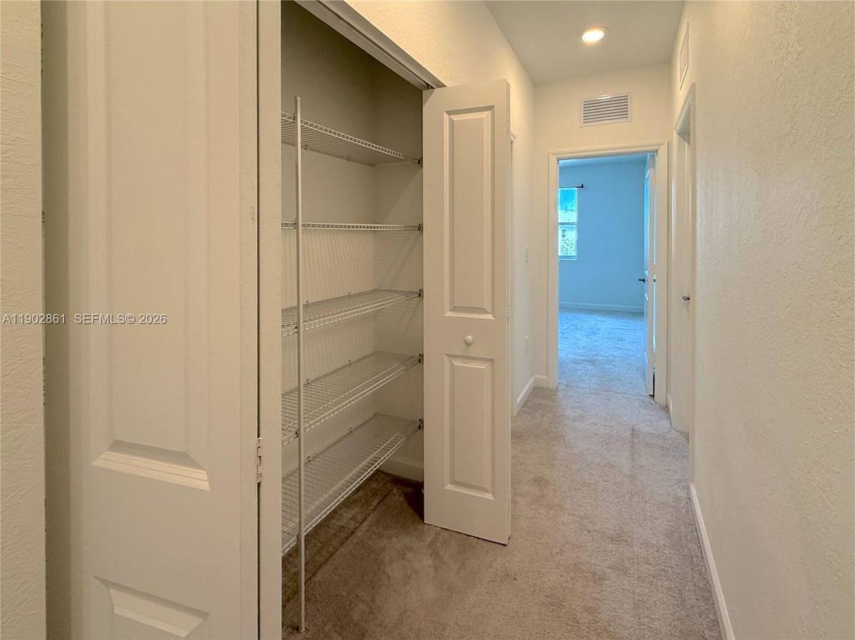 Townhouse for rent at 1060 SE 26th Terrace, Homestead, FL 33035