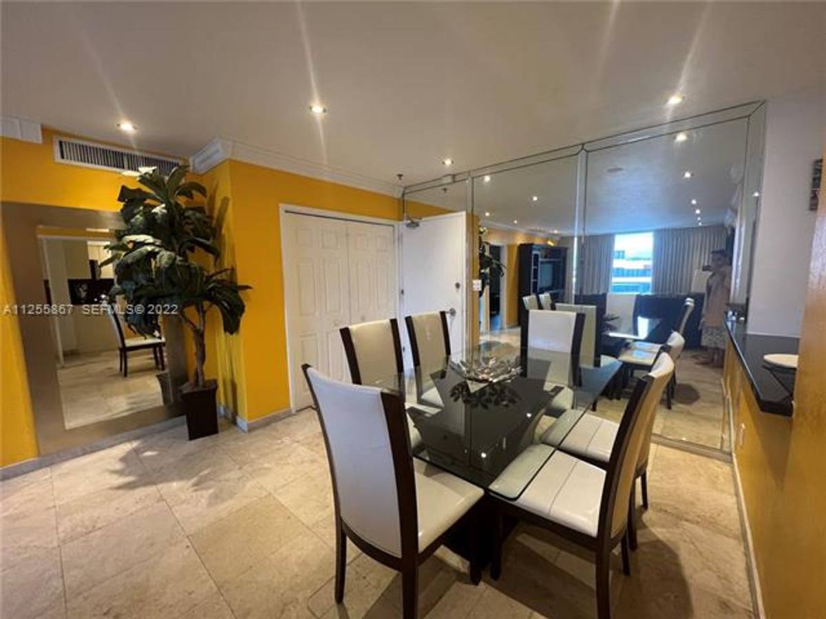 Apartment for rent at 5161 Collins Ave Appt, Miami Beach, FL 33140