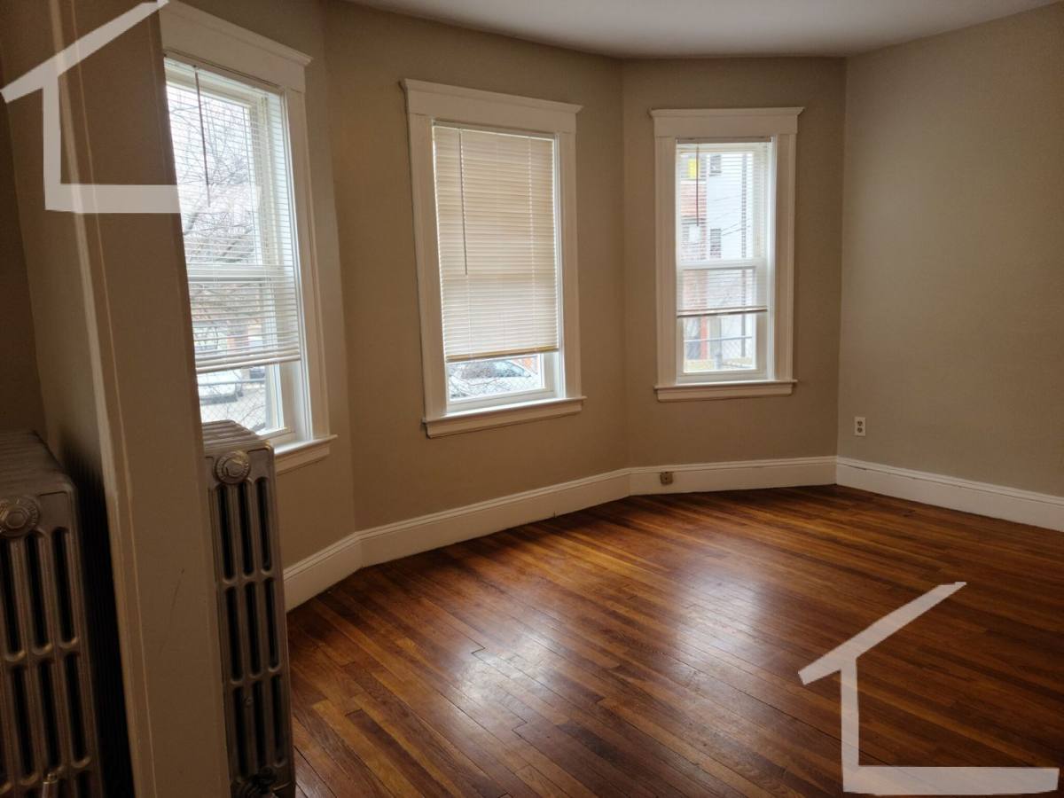 House for rent at 8 Woodside Ave #1, Jamaica Plain, MA 02130