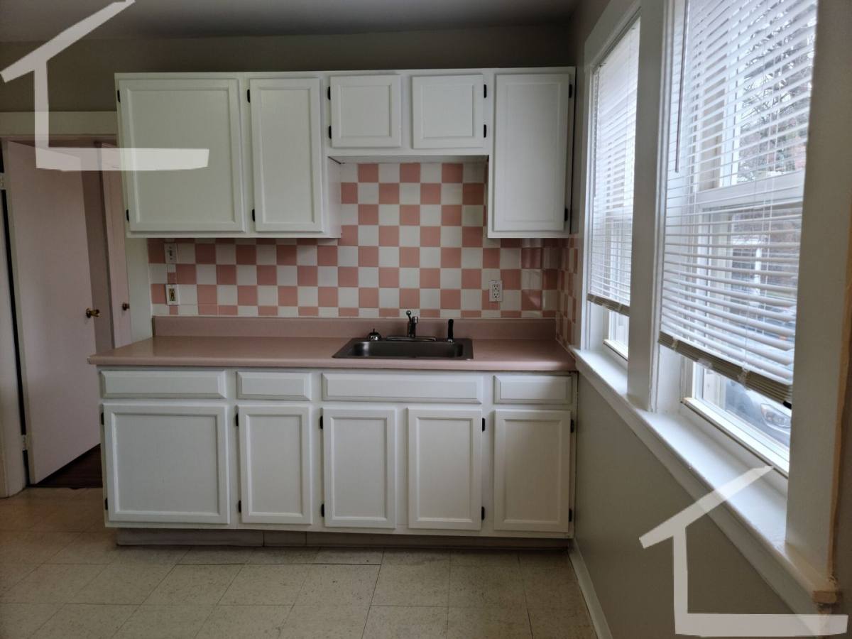 House for rent at 8 Woodside Ave #1, Jamaica Plain, MA 02130