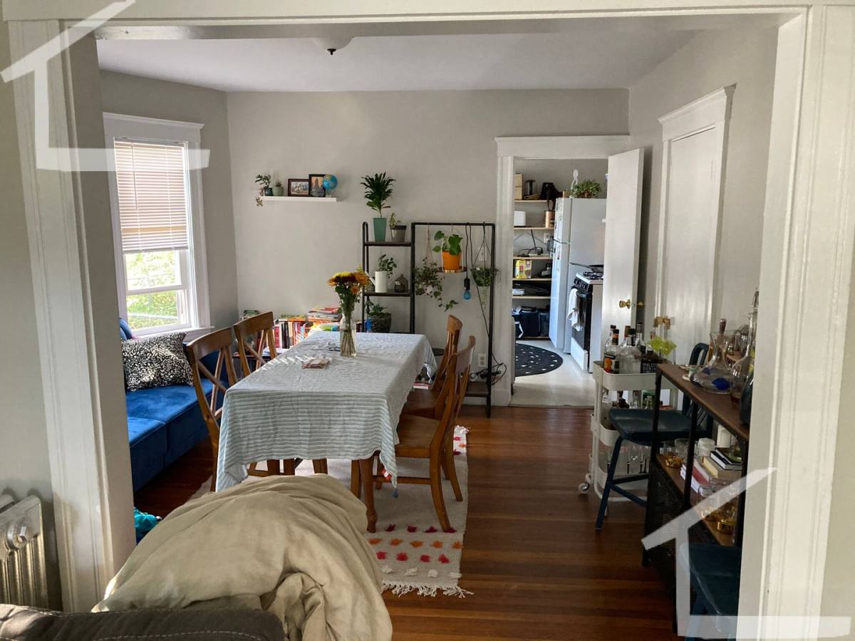 House for rent at 8 Woodside Ave #1, Jamaica Plain, MA 02130