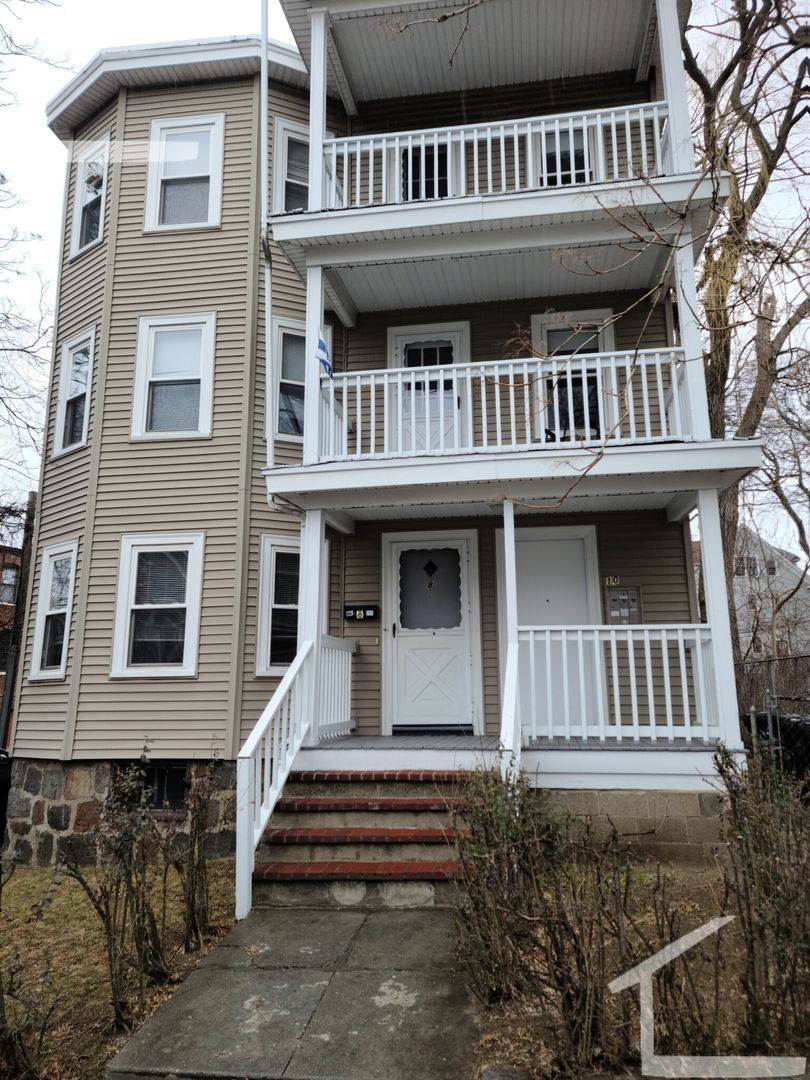 House for rent at 8 Woodside Ave #1, Jamaica Plain, MA 02130